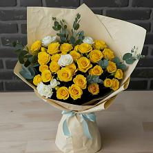 Букет цветов из:  Розы в Пригородном Краснодарского края