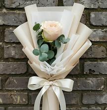 Букет цветов из:  Розы в Пригородном Краснодарского края