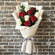 Букет цветов из:  Розы в Пригородном Краснодарского края
