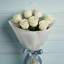 Букет 7 Белых роз Эдлесс Лав в Пригородном Краснодарского края
