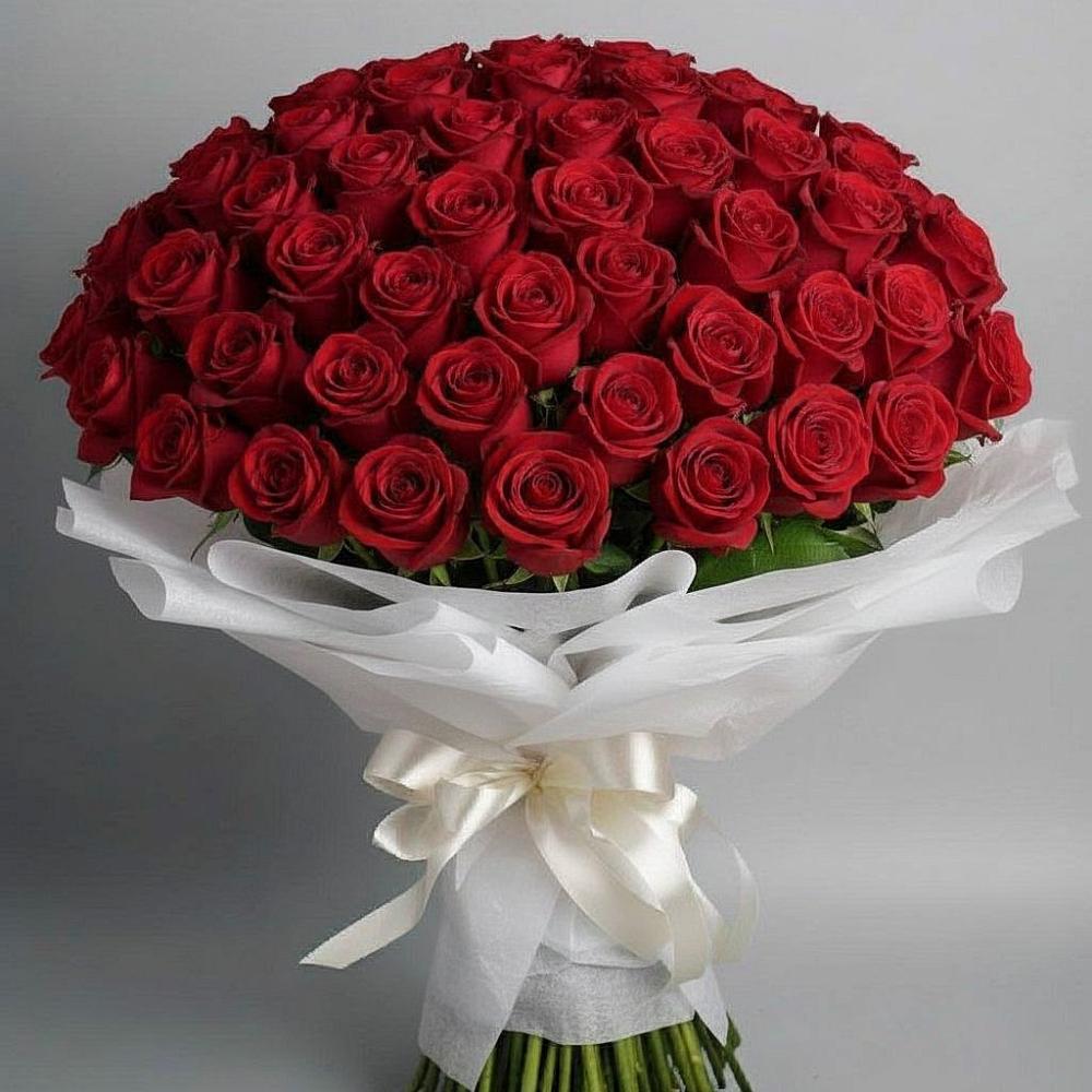 Букет 101 Красная роза Блэк Мэджик в Пригородном Краснодарского края