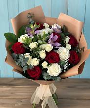 Букет цветов из:  Розы и Альстромерии в Пригородном Краснодарского края