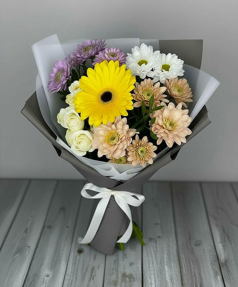 Букет цветов из: Розы, Герберы и Хризантемы в Пригородном Краснодарского края