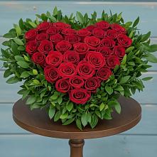 Цветочная композиция из Розы в виде сердца в Пригородном Краснодарского края