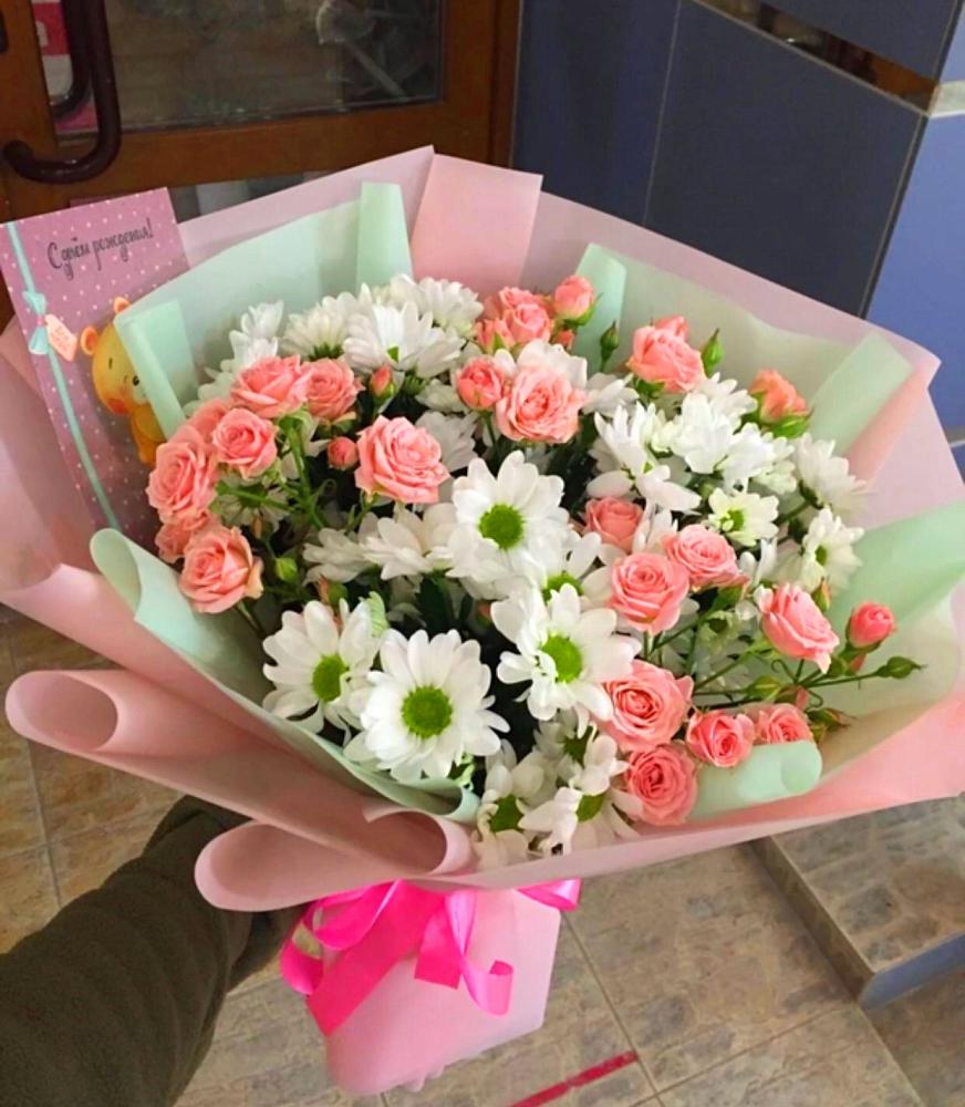Букет цветов из: Розы и Хризантемы в Пригородном Краснодарского края