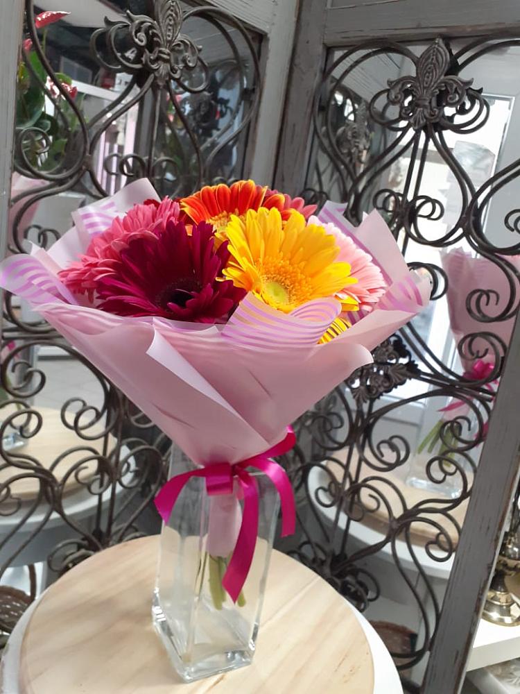 Букет цветов из: Герберы в Пригородном Краснодарского края