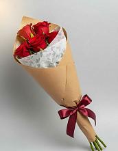 Букет цветов из:  Розы в Пригородном Краснодарского края