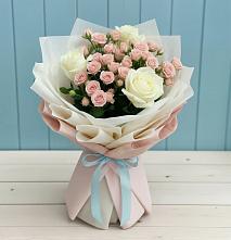 Букет цветов из:  Розы в Пригородном Краснодарского края