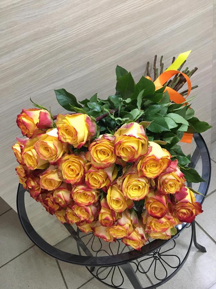 Букет Желтые розы в Пригородном Краснодарского края