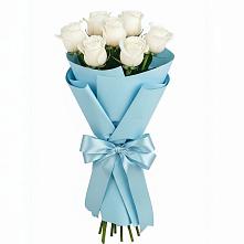 Букет 7 белых роз Проуд в Пригородном Краснодарского края