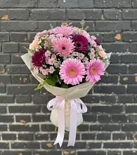 Букет цветов из:  Герберы и Хризантемы в Пригородном Краснодарского края
