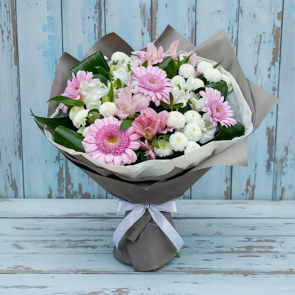 Букет цветов из: Герберы, Альстромерии и Хризантемы в Пригородном Краснодарского края