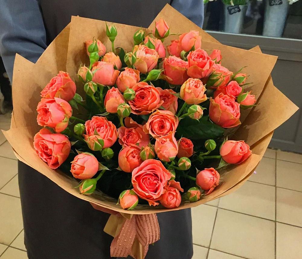 Букет цветов из: Розы в Пригородном Краснодарского края