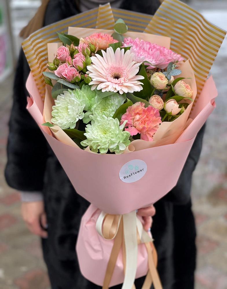 Букет цветов из: Герберы, Хризантемы и Розы в Пригородном Краснодарского края